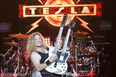 Tesla-32