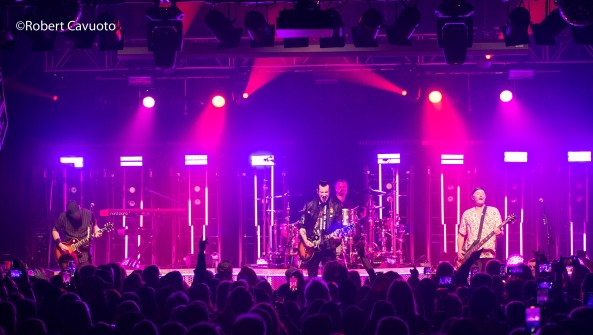 THEORY OF A MADMAN @ The Starland Ballroom (February 2023 - Photos by Robert Cavuoto)
