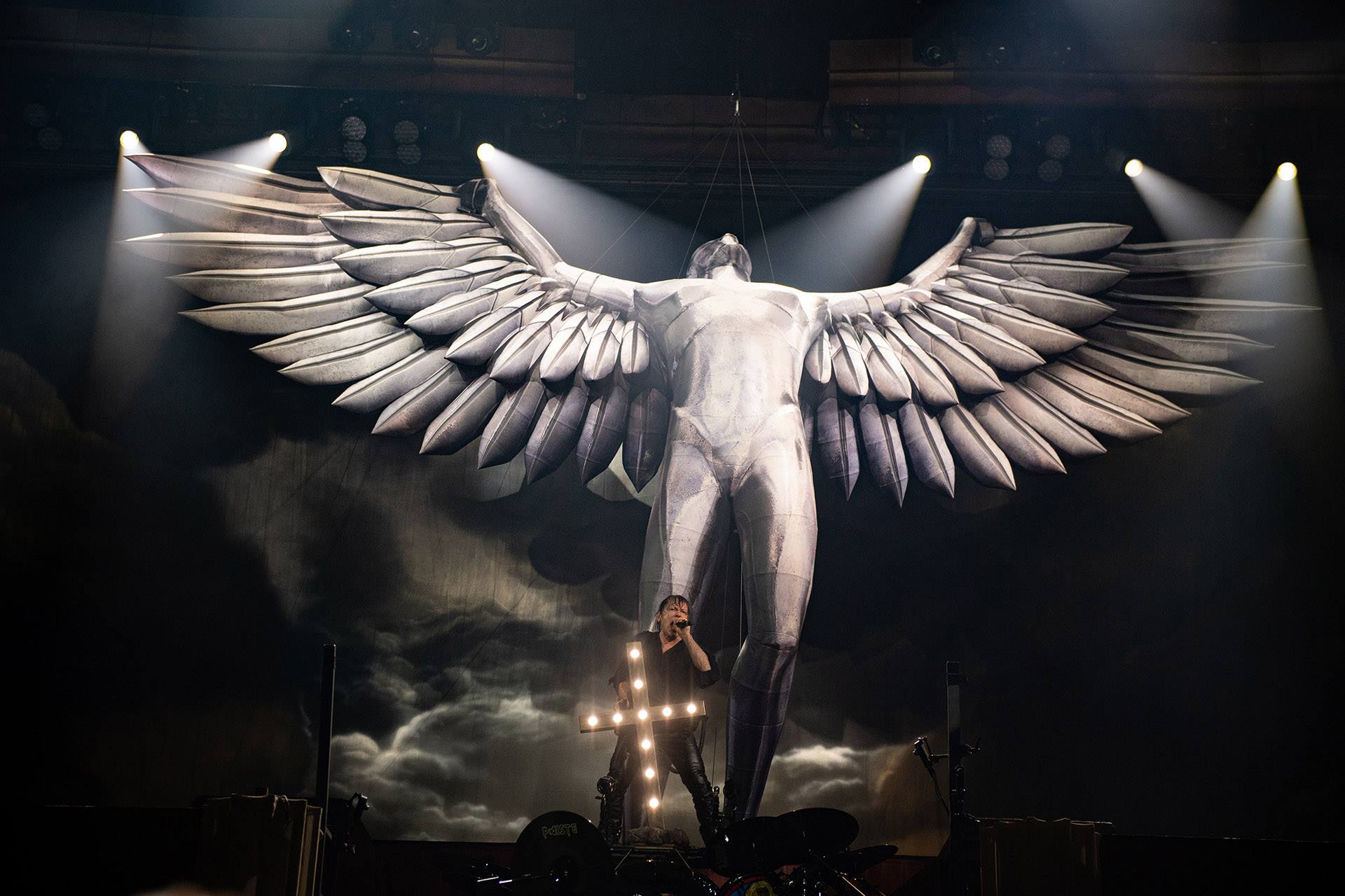 Watch IRON MAIDEN Live Video of ‘Flight Of Icarus’ Performed During