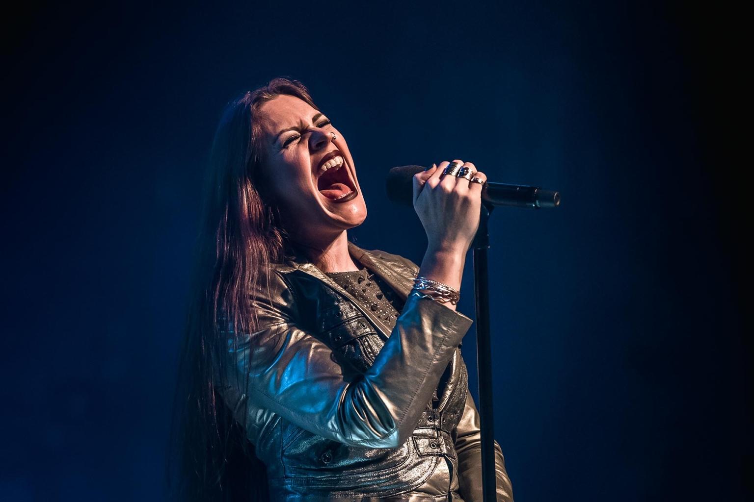 NIGHTWISH Vocalist FLOOR JANSEN Shares Pro-Shot Performance Video Of NORTHWARD’s “Storm In A Glass” From Solo Amsterdam Show