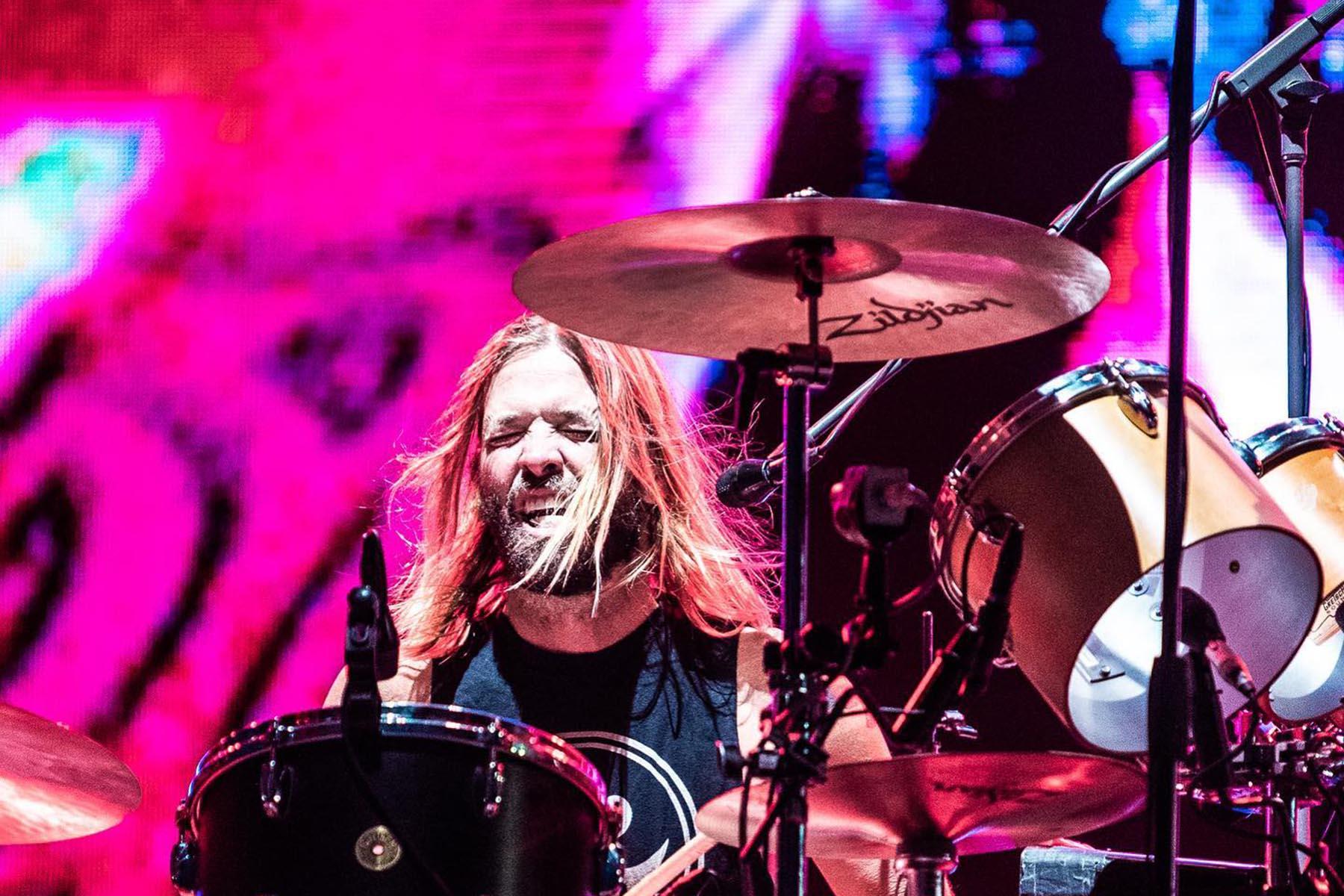 Foo Fighters drummer Taylor Hawkins dies at 50 - Los Angeles Times