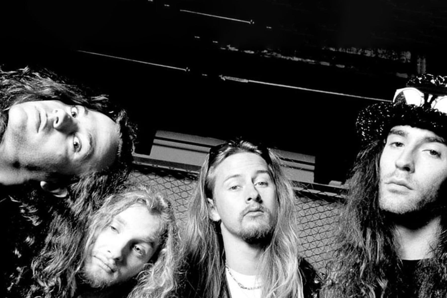 ALICE IN CHAINS To Release 30thAnniversary Box Set of Iconic Album