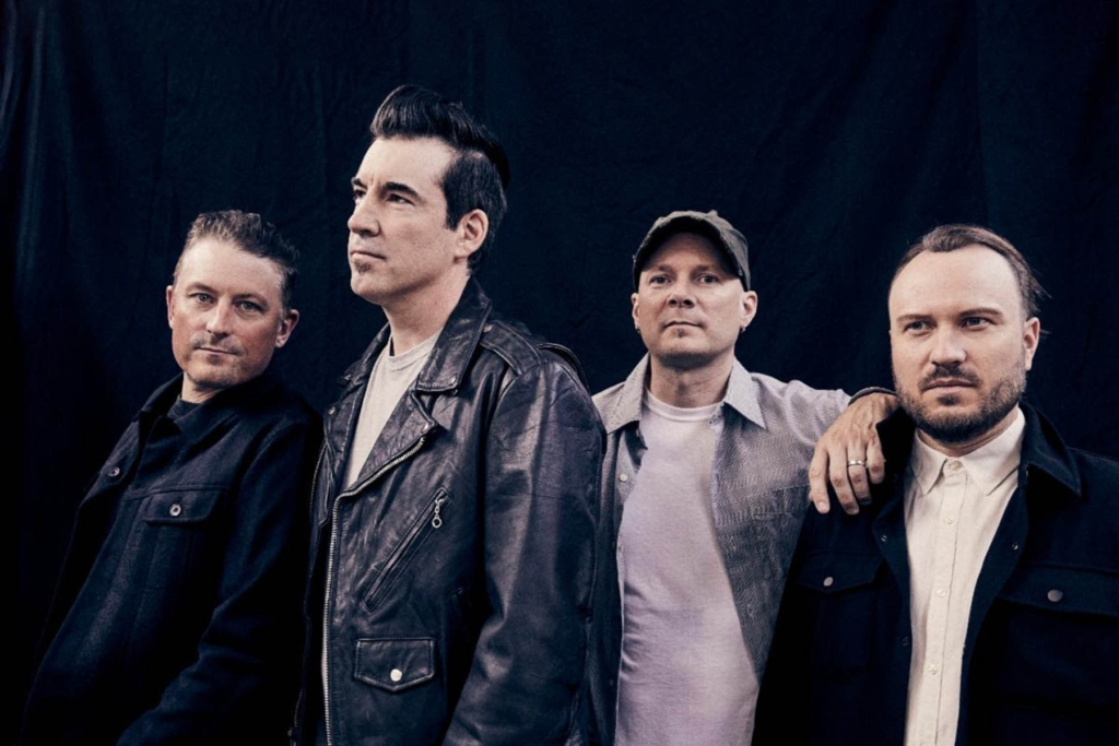 THEORY OF A DEADMAN Stream New Single “Two Of Us (Stuck)”