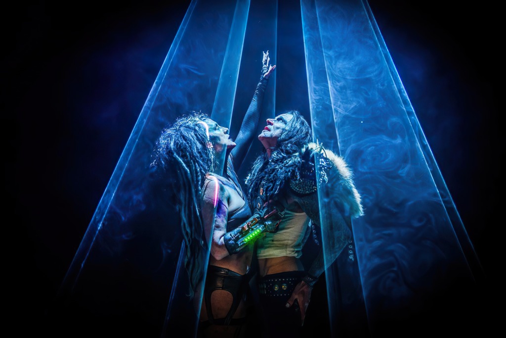 BEASTO BLANCO – Fronted By ALICE COOPER’s Daughter CALICO and Long-time Bassist CHUCK GARRIC – Signs with COP International, 2 New Singles Coming This Year