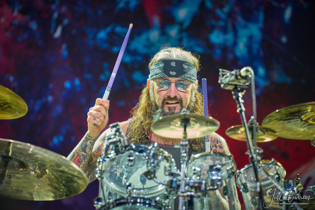 MIKE PORTNOY Says “It’s Poetic Justice” To Return To DREAM THEATER and “Ride Off Into The Sunset Together”