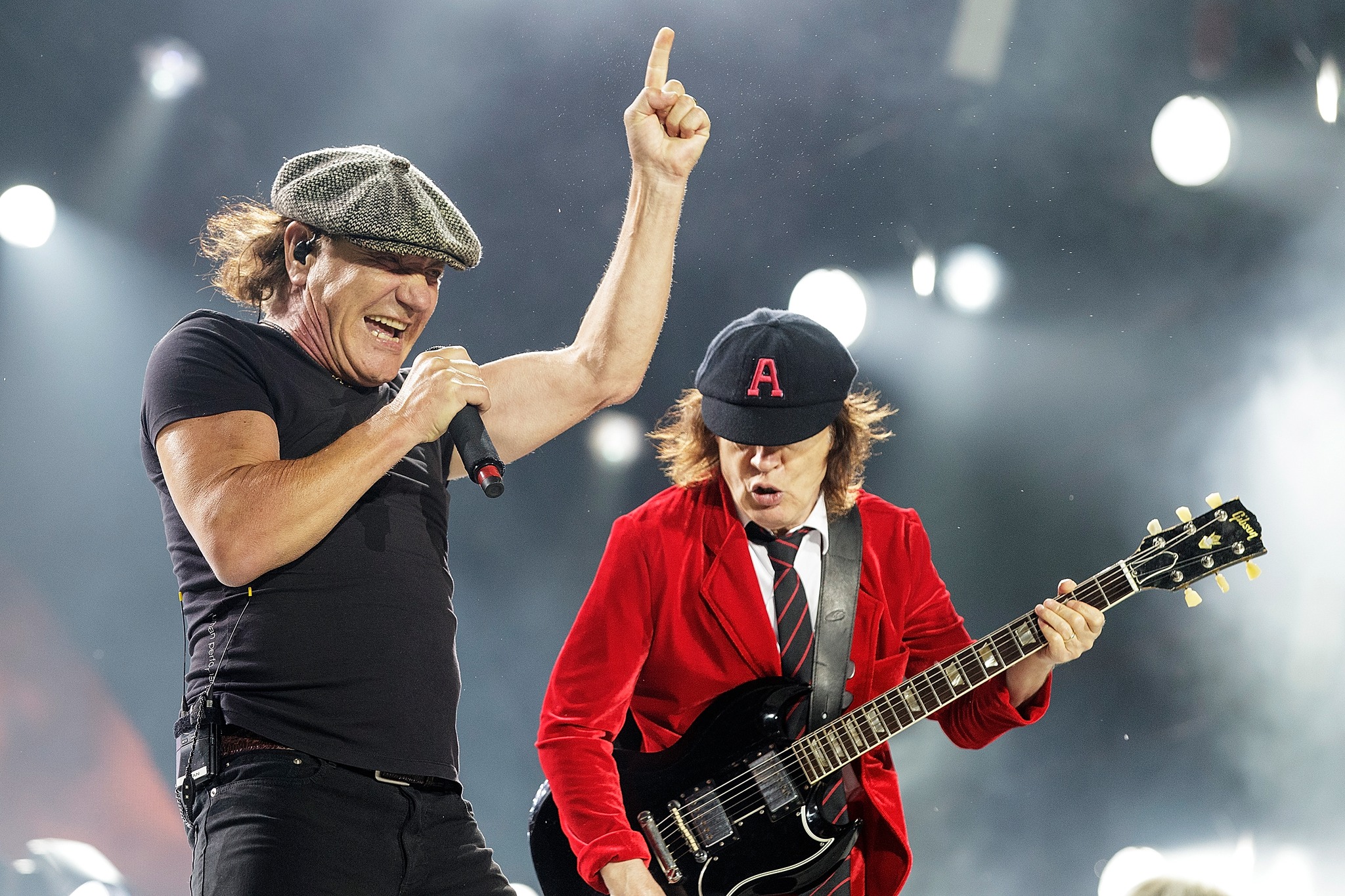 AC/DC Launch “PWR/UP” Pop-Up Fan Experience in Every North American ...