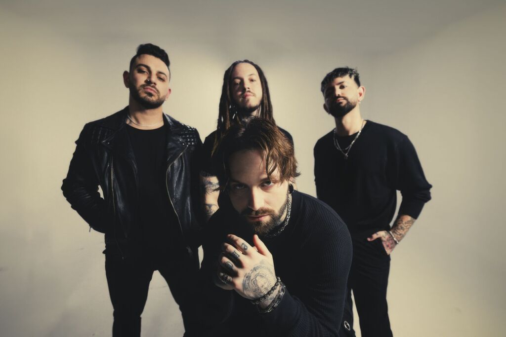 FAME ON FIRE Announce New Album “The Death Card”, Streams New Single “Suicide (The Lovers)”