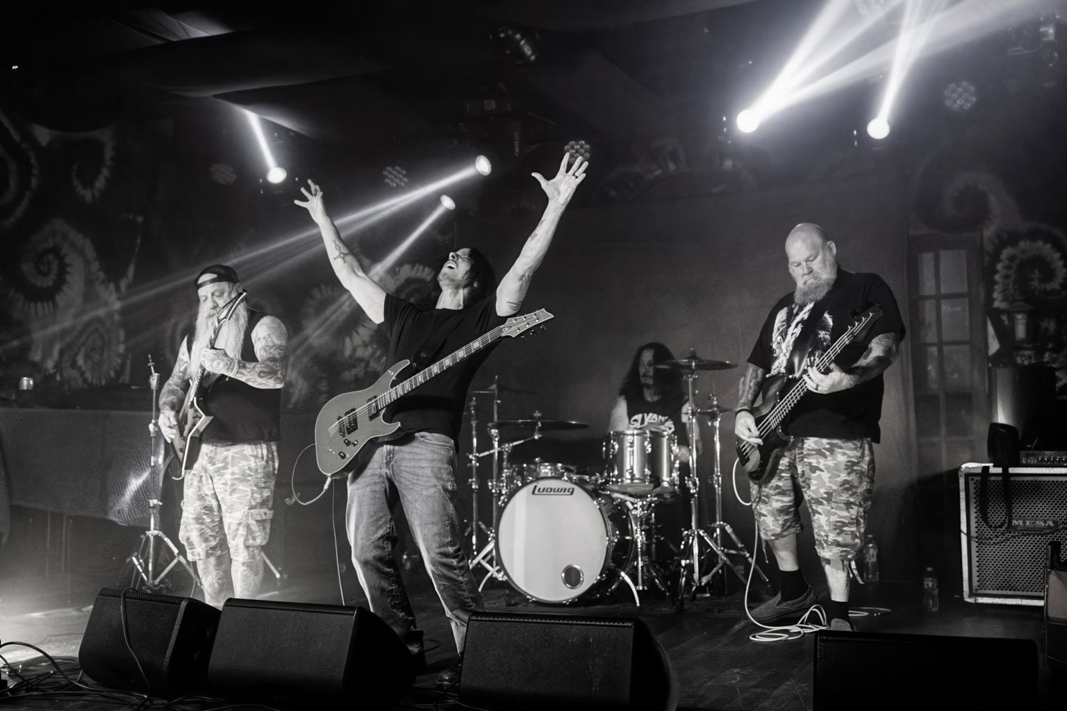 SUN DONT SHINE (Formerly EYE AM – Featuring CROWBAR & TYPE O NEGATIVE Members) Stream New Single “The Promise Song”