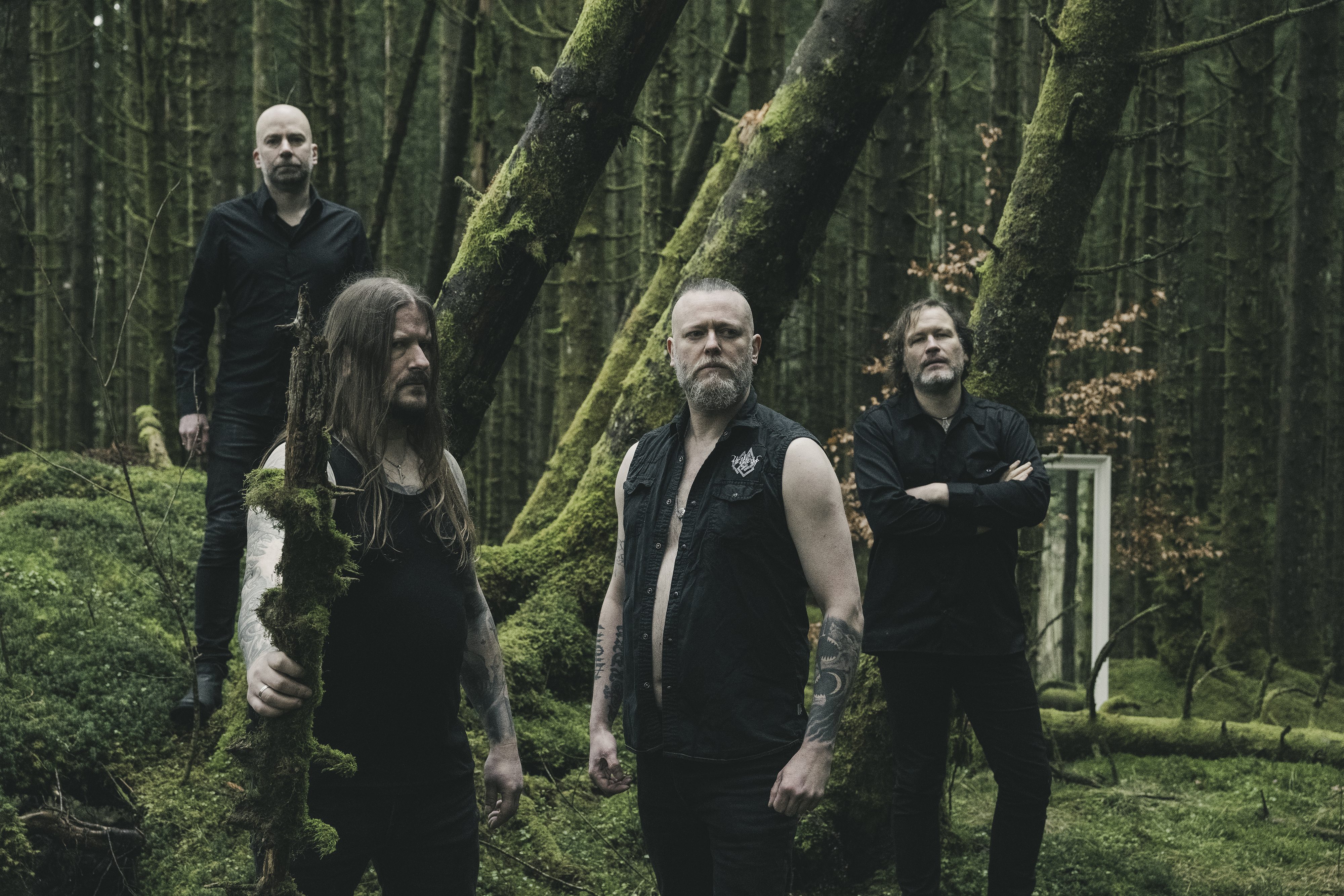 HELHEIM - HrabnaR / Ad Vesa (Album Review)