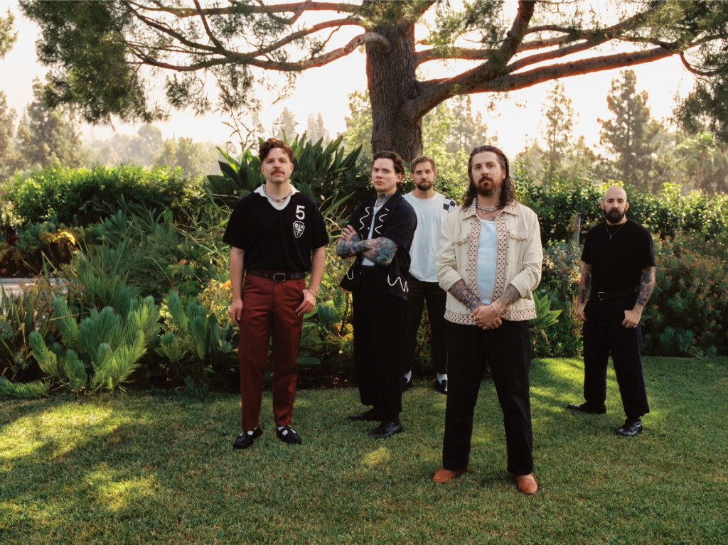 THE DEVIL WEARS PRADA Shares Visualizer Video For “Play The Old Shit”
